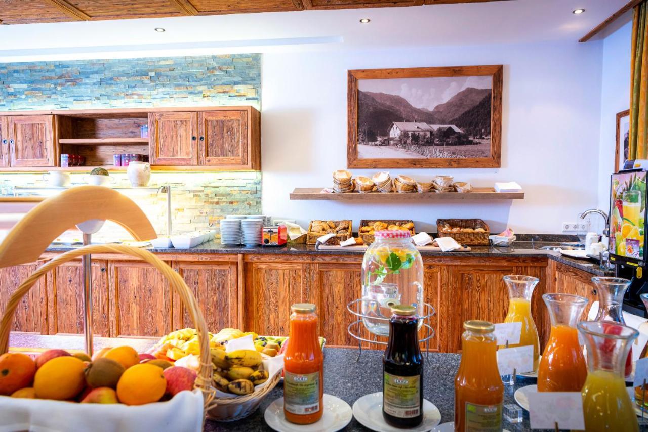 Hotel Schoerhof Saalfelden Екстер'єр фото