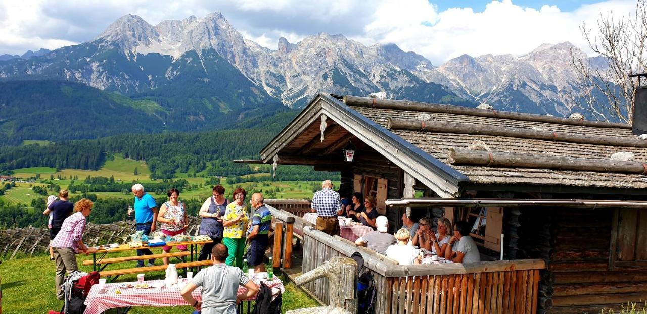Hotel Schoerhof Saalfelden Екстер'єр фото