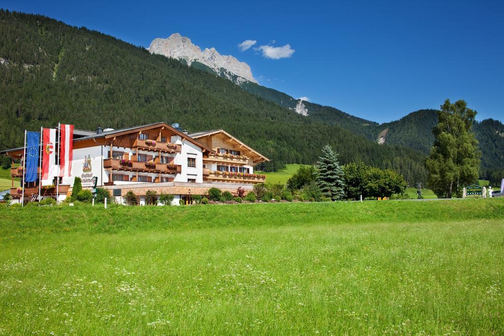 Hotel Schoerhof Saalfelden Екстер'єр фото