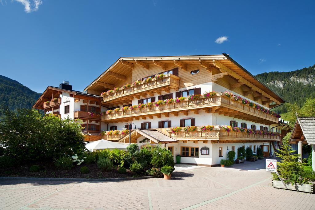 Hotel Schoerhof Saalfelden Екстер'єр фото