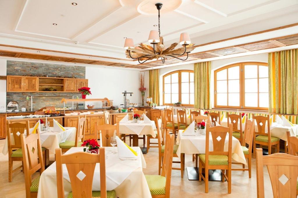 Hotel Schoerhof Saalfelden Екстер'єр фото