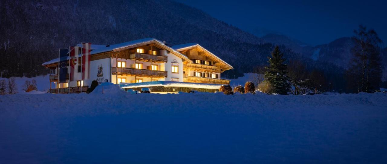 Hotel Schoerhof Saalfelden Екстер'єр фото